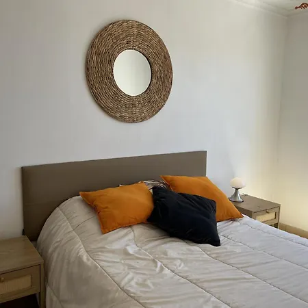 Port Attache T2, 50 M2, Magnifique Vue Port Appartement